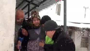 Karda Diyaliz Hastalarına Belediye Yardımı