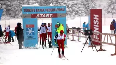 Arkut Dağı'nda Kayaklı Koşu Heyecanı