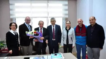 Manisa Lisesi Mezunlarından Coşkun'a Ziyaret