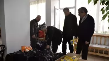 Siverekliler Derneği'nden Sur'dan Göç Eden 100 Aileye Yardım