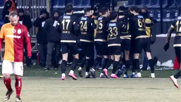 Aslan, Ankara'da Dondu Kaldı!