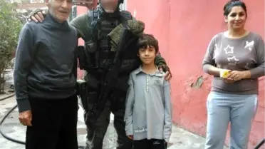 Polis ve Asker Şefkati Görenleri Duygulandırdı