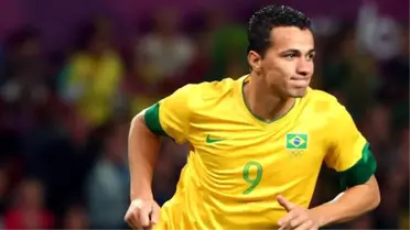 Leandro Damiao Elden Kaçtı