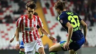 Fenerbahçe, Antalyaspor ile 0-0 Berabere Kaldı
