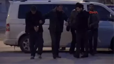 Kardeşinin Görüşmesini İstemediği Arkadaşını Öldürdü