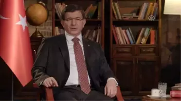 Davutoğlu: 'Demokratik Kazanımları Bir Anayasayla Taçlandırmak Şart'