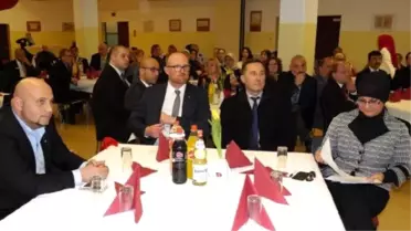 Duisburg'da Düzenlenen Resepsiyon Farklı Milletlerden Vatandaşları Buluşturdu