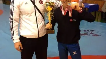 Çat Belediyesi, Adını Bir Şampiyonluğa Daha Yazdırdı