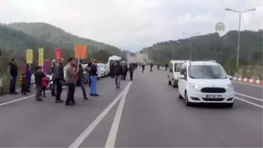Göcek Tüneli Geçiş Ücretleri Protesto Edildi