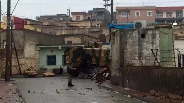 Cizre'ye Yürümek İsteyen Hdp'lilere Polis Müdahalesi (2)