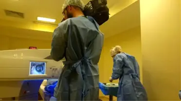 SMILE Lazer Yöntemiyle Yapıldı