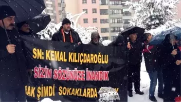 CHP'li Urla Belediyesi'nin Evini Yıktığı Aileler Soluğu Kılıçdaroğlu'nun Evinin Önünde Aldı