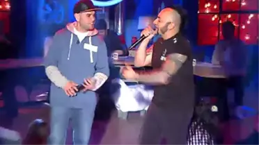 Hayko Cepkin ve Hayki'den Çok Farklı Bir 'Aldırma Gönül' Performansı!