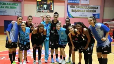 Adana Aski Spor'da Yakın Doğu Üniversitesi Maçı Hazırlıkları Sürüyor