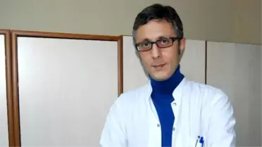 Hastanın Böbreğinden 5 Santim Taş Çıkartıldı