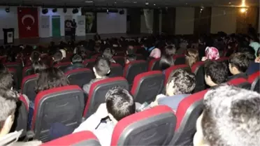 Lise Son Sınıf Öğrencilerine ve Okul Yöneticilerine Seminer