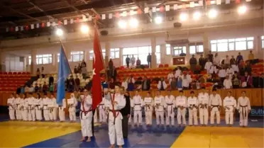 Anadolu Yıldızlar Ligi Judo Yarı Final Müsabakaları Tokat'ta Başladı