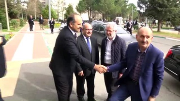 Müezzioğlu, İyi Hekimlik Uygulamaları ve Simulasyon Merkezi'ni Ziyaret Etti