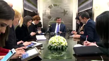 Başbakan Davutoğlu Uçakta Soruları Cevapladı (2)