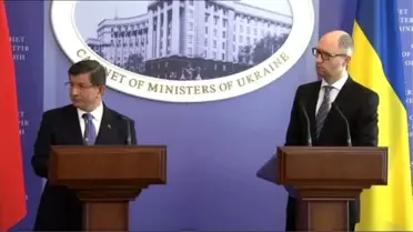 Davutoğlu: '(Rusya) Münih Antlaşması'nın İçini Boşaltmıştır'