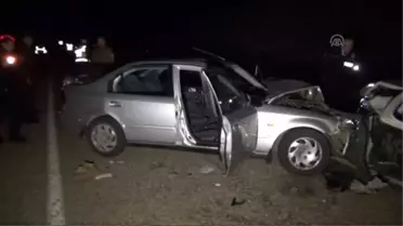 Kırşehir'in Çiçekdağı İlçesinde Meydana Gelen Trafik Kazasında 2 Kişi Öldü, 2 Kişi İse Ağır...