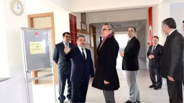 Vali Deniz, İmam Hatip Lisesinde İncelemelerde Bulundu