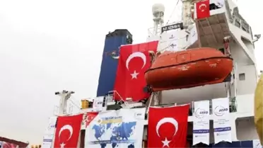 Afad: Yemen'e Giden İnsani Yardım Yüklü 'Şefkat Gemisi' Süveyş Kanalı'nı Aştı