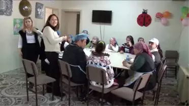Afyonkarahisar'da Engelli Çocuklar Yemek Yaparak Hayata Tutunuyor