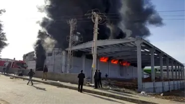 Kahramanmaraş'ta İmalat Fabrikası Alev Alev Yandı
