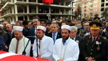 Diyarbakır Şehidinin Cenaze Namazını Babası Kaldırdı