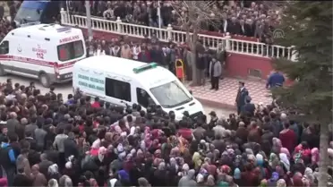 Şehidin Cenaze Namazını Babası Kaldırdı