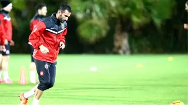 Gençlerbirliği Futbolcusu Selçuk Şahin, Fenerbahçe için Dua Etti