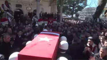 Diyarbakır'daki Terör Saldırısı - Şehit Er Oğuz Arslan Toprağa Verildi