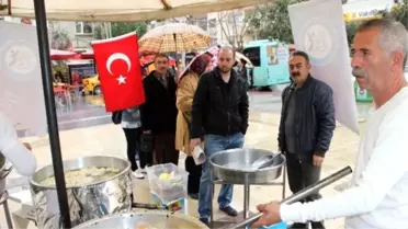 Manisa Trabzonlular Derneği'nden Kurtuluş Yıldönümü İçin Lokma Hayrı