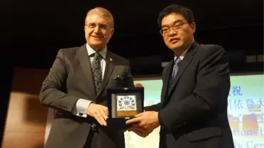 Türkiye'deki İlk 'Çin Araştırma Merkezi' İaü'de Açıldı