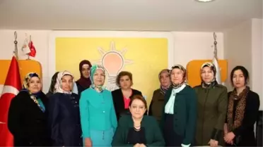 Ak Partili Kadınlar Hocalı Katliamını Kınadı