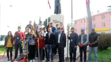 Üniversiteli Gençler Koçarlı'yı Güzelleştirmek İçin Kolları Sıvadı
