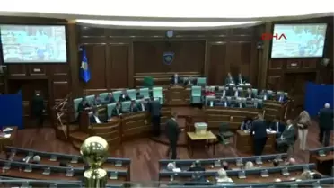 Taçi'nin Cumhurbaşkanı Seçilmesi.. Muhalifler Gösterilerini Sürdüreceklerini Duyurdu