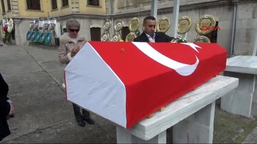 Ünlü Felsefeci Prof. Dr. Bedia Akarsu Son Yolculuğuna Uğurlandı