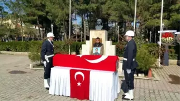 Şehit Polisin Cenazesi Memleketine Gönderildi