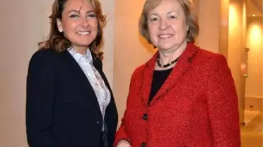 Almanya Devlet Bakanı Maria Böhmer ve Arzuhan Doğan Yalçındağ Berlin'de Biraraya Geldi...