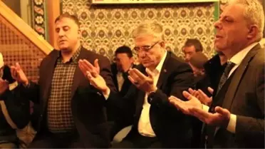 Fatih'te Prof.dr. Necmettin Erbakan ve Şehitler İçin Dua Edildi