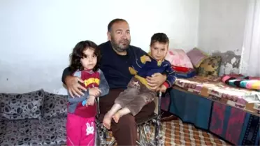 Halep'te Bombardımanda Yaralanan Suriyelinin Ayağı 2 Kere Kesildi