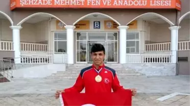 Şehzade Mehmet'li Furkan Toprak Türkiye İkincisi Oldu