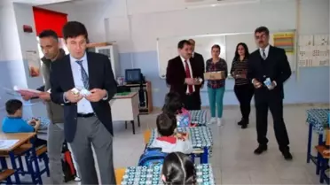 Tunceli'de Okul Sütü Dağıtımı