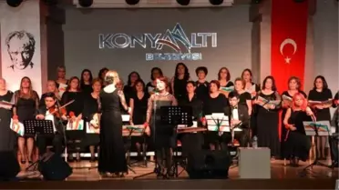 Tsm Korosu, Kadınlar Günü'nde Sahne Aldı