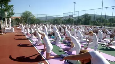 Yoga Festivali'nde Aş Kendini!