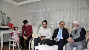 Vali Yavuz'dan Şehit Ailelerine Ziyaret