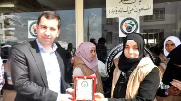 Şanlıurfa Stk Platformundan Kadın Meclisi'ne Plaket