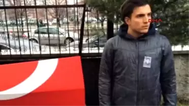 Saldırıda Ölen ODTÜ'lü Berkay'ın Babası, Cenazede Bakan'a Sarılıp Ağladı